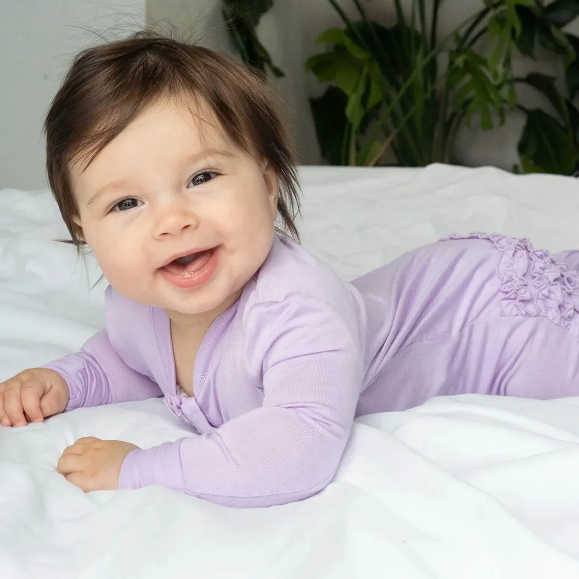 Bamboo Ruffle Footie (Solid)