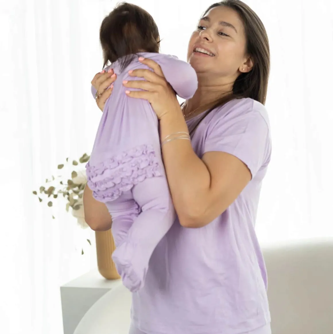 Bamboo Ruffle Footie (Solid)