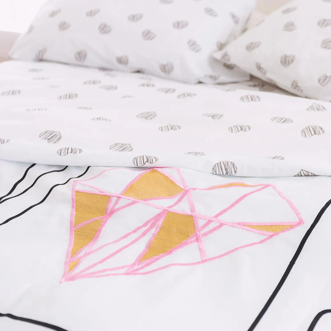 Full Duvet Set - Paper Hearts