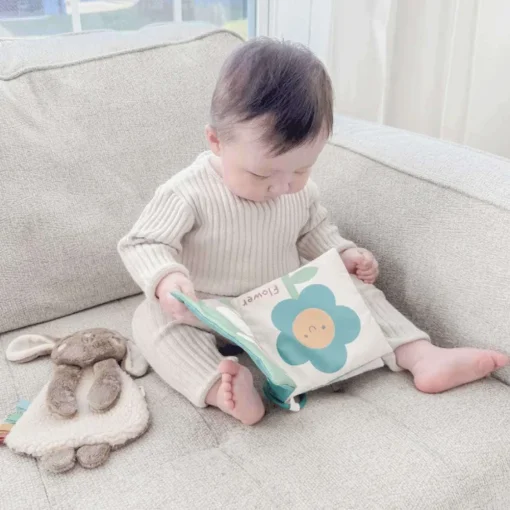 Itzy Learn & Snuggle