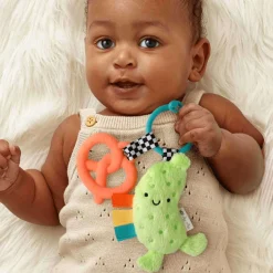 Itzy Pal Plush + Teether