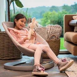 LEAF Grow Swing with Toy Bar