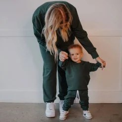 Mama Crew
