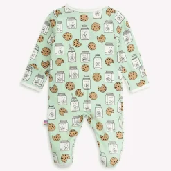 Modal Magnetic Footie