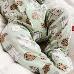 Modal Magnetic Footie