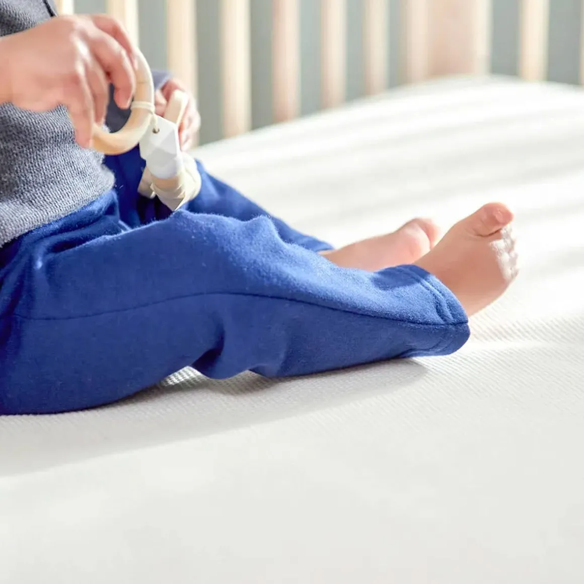 Organic Breathable 2-Stage Crib Mattress