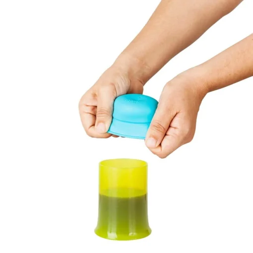 Snug Straw with Cup