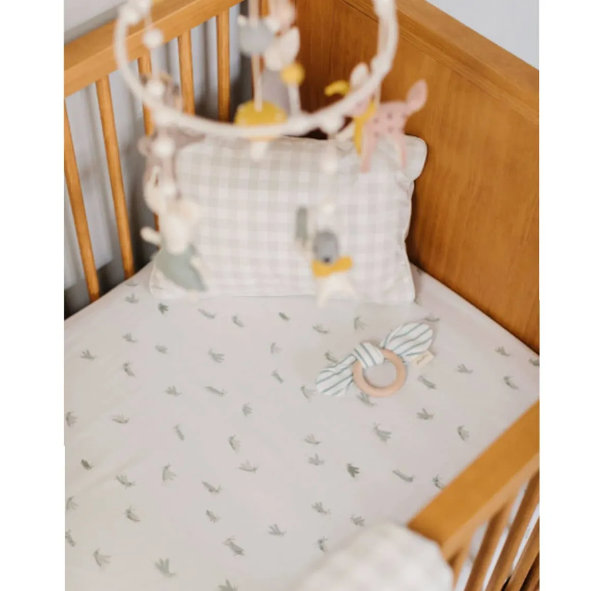 Summer Bugs Crib Sheet