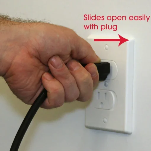 Universal Self-Closing Outlet Cover (3 Pack)